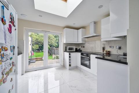 4 bedroom terraced house for sale, Davenport Road, Catford, London, SE6