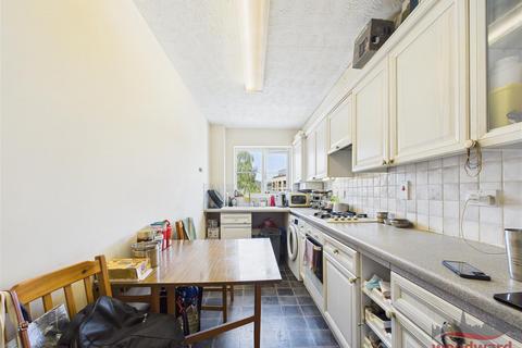 1 bedroom flat for sale, Knowles Court, Gayton Road, Harrow
