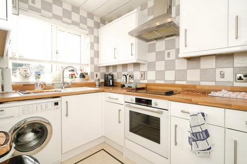 2 bedroom detached bungalow for sale, Buckingham Way, Royston, Barnsley