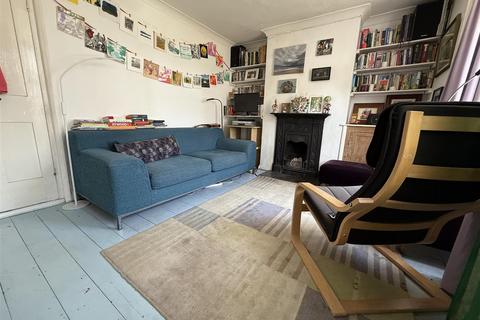2 bedroom end of terrace house for sale, Church Street, Burham, Rochester