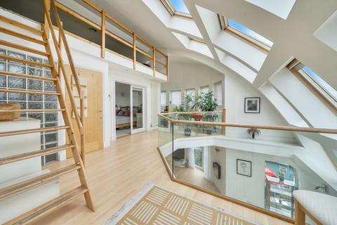 undefined, Melfield Gardens, London, SE6