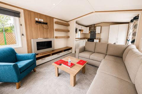 2 bedroom lodge for sale, Sandhurst Lane, Bexhill on Sea TN39