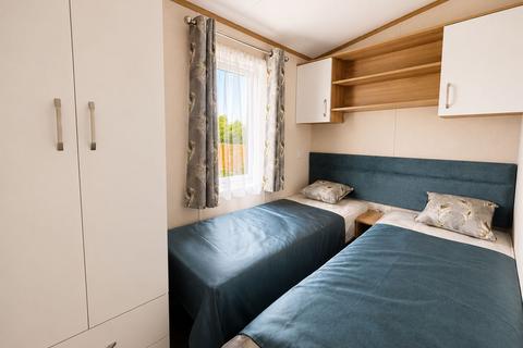 2 bedroom lodge for sale, Sandhurst Lane, Bexhill on Sea TN39