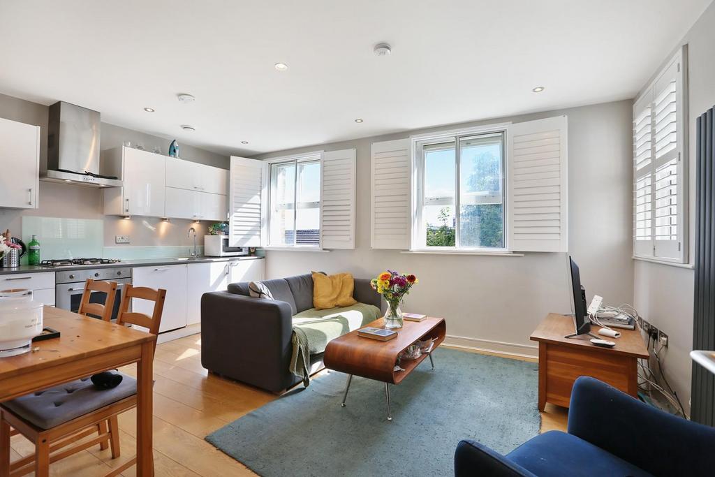 Apartment in London, London Borough of Southwark - View 3