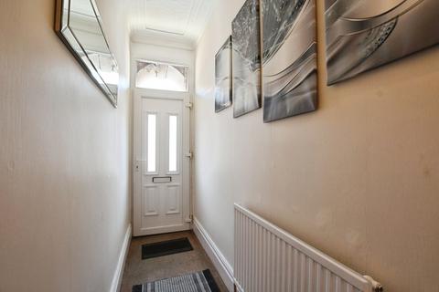 2 bedroom terraced house for sale, Lee Street, Hull