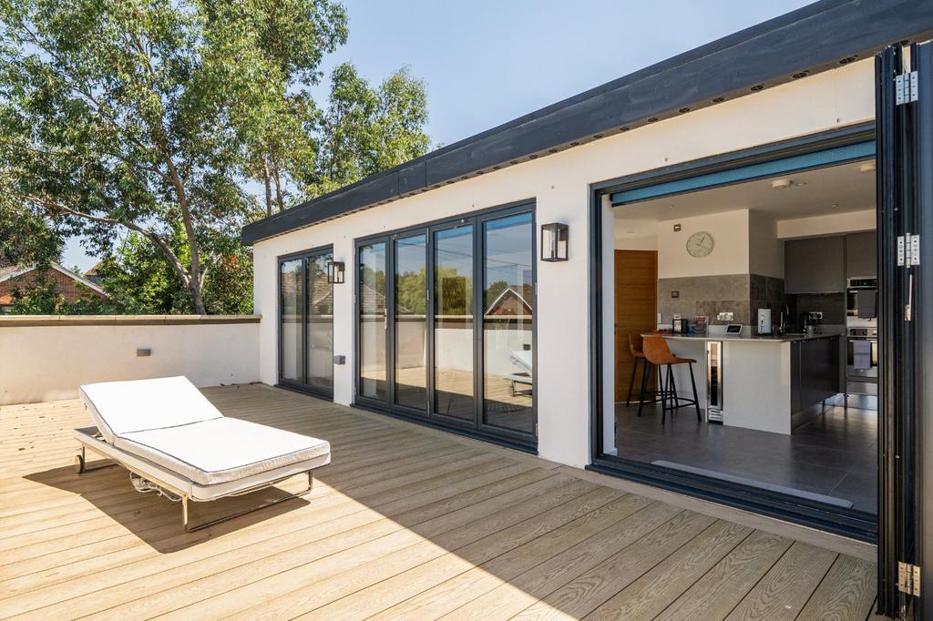 3 bedroom detached house to rent