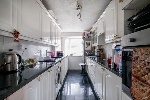 2 bedroom flat for sale, Lentran Street, Glasgow G34