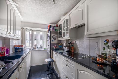 2 bedroom flat for sale, Lentran Street, Glasgow G34