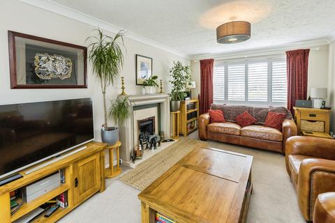 4 bedroom detached house for sale, Forest Walk, Buckley, CH7