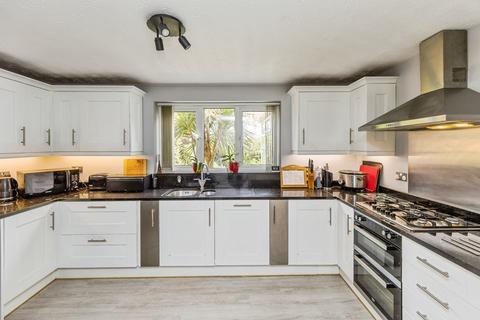 4 bedroom detached house for sale, Forest Walk, Buckley, CH7