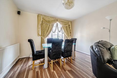 3 bedroom semi-detached house for sale, Restons Crescent, London