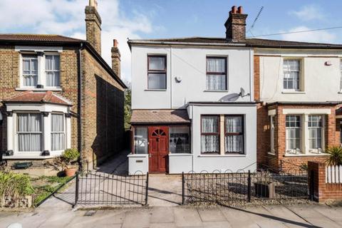 Mildmay Road, Romford, RM7 7DB