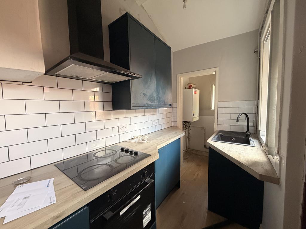 Ashley Avenue, Leeds LS9 - View 3