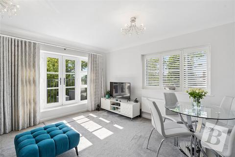 2 bedroom apartment for sale, Deyncourt Gardens, Upminster, RM14