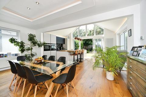 5 bedroom bungalow for sale, Edith Avenue, PEACEHAVEN, East Sussex, BN10