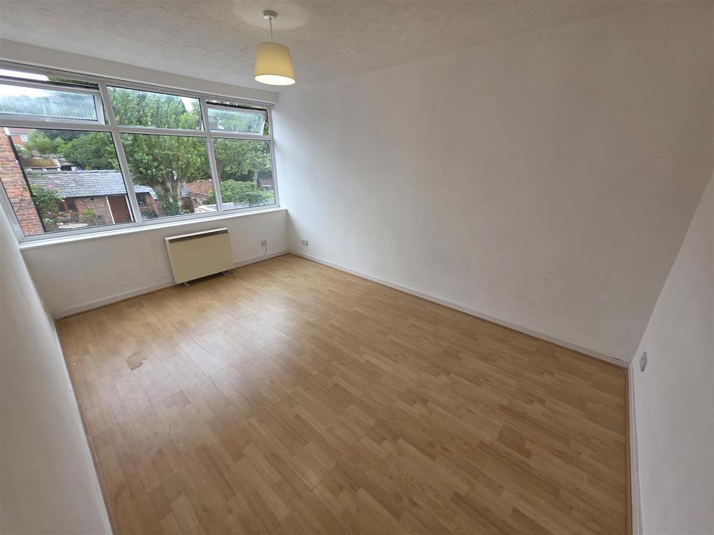 Apartment in Liverpool - View 5