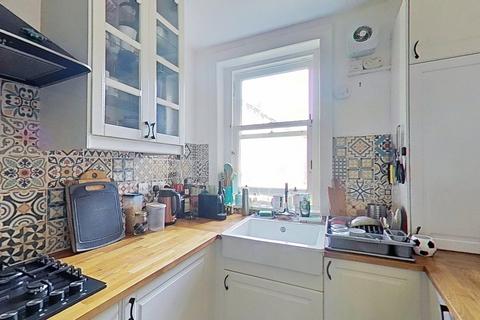 1 bedroom flat to rent, Buccleuch Street, Edinburgh, Midlothian, EH8
