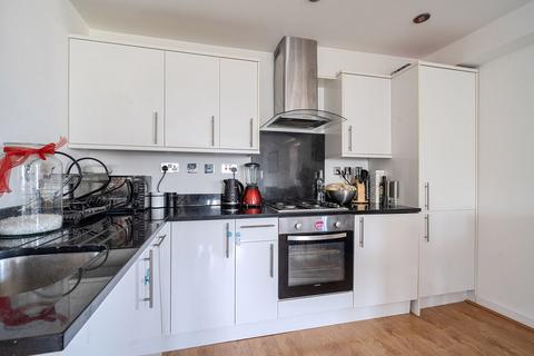 1 bedroom flat for sale, Larkshall Road, Highams Park, London, E4