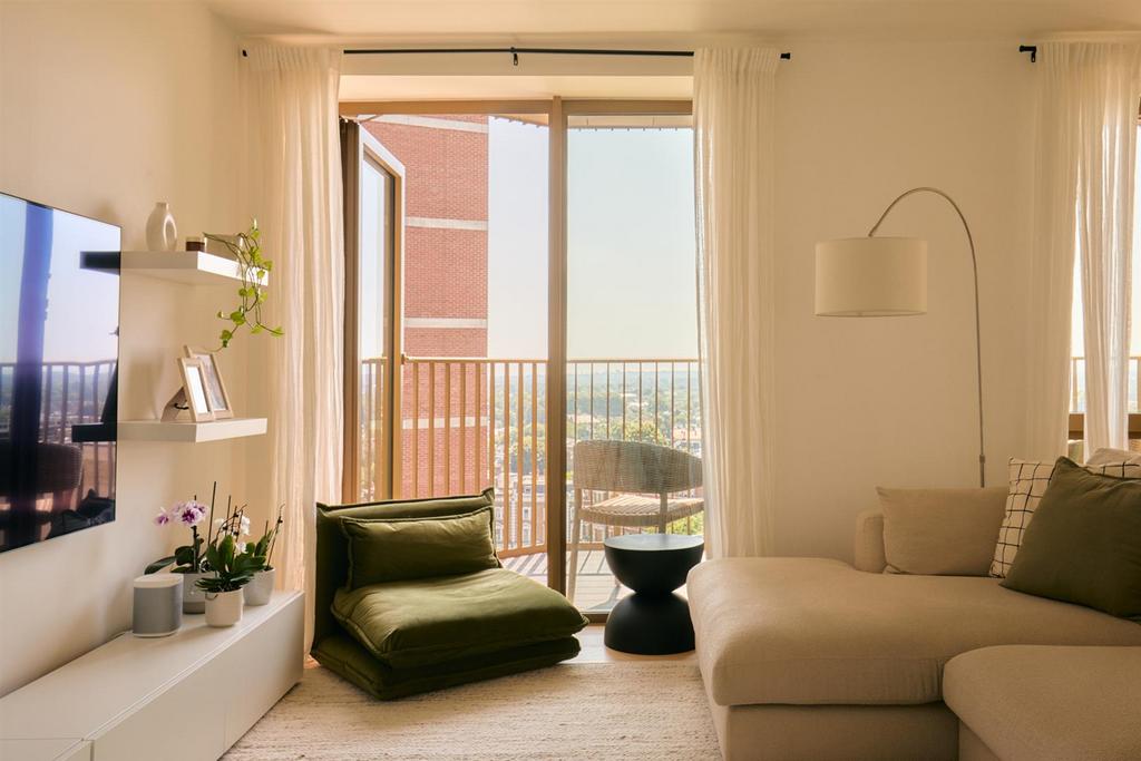 3 bedroom apartment for sale