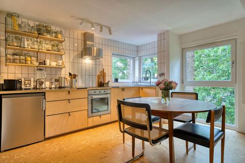 undefined, Huntly Court, Dirleton Place, Shawlands, Glasgow, G41
