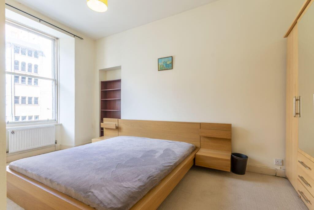 Apartment in Edinburgh, Abbeyhill, Old Town - View 5