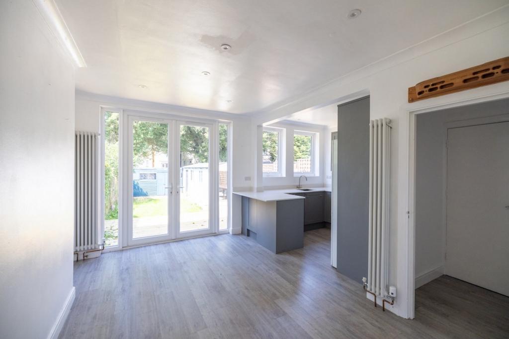 House in London, Widmore Green, Widmore - View 3