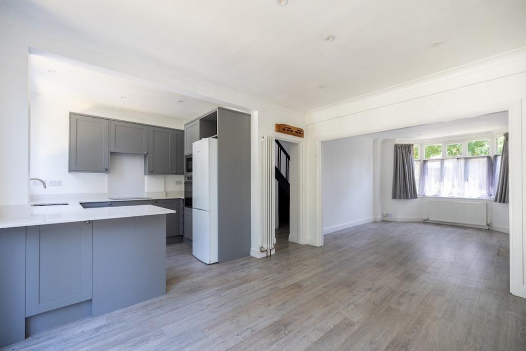 House in London, Widmore Green, Widmore - View 4
