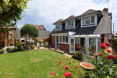 5 bedroom detached house for sale, Beacon Oak Road, Tenterden