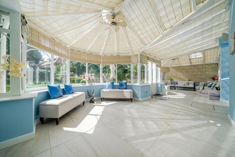 4 bedroom detached house for sale, Barfield Road, Bromley, BR1