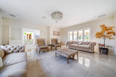 4 bedroom detached house for sale, Barfield Road, Bromley, BR1