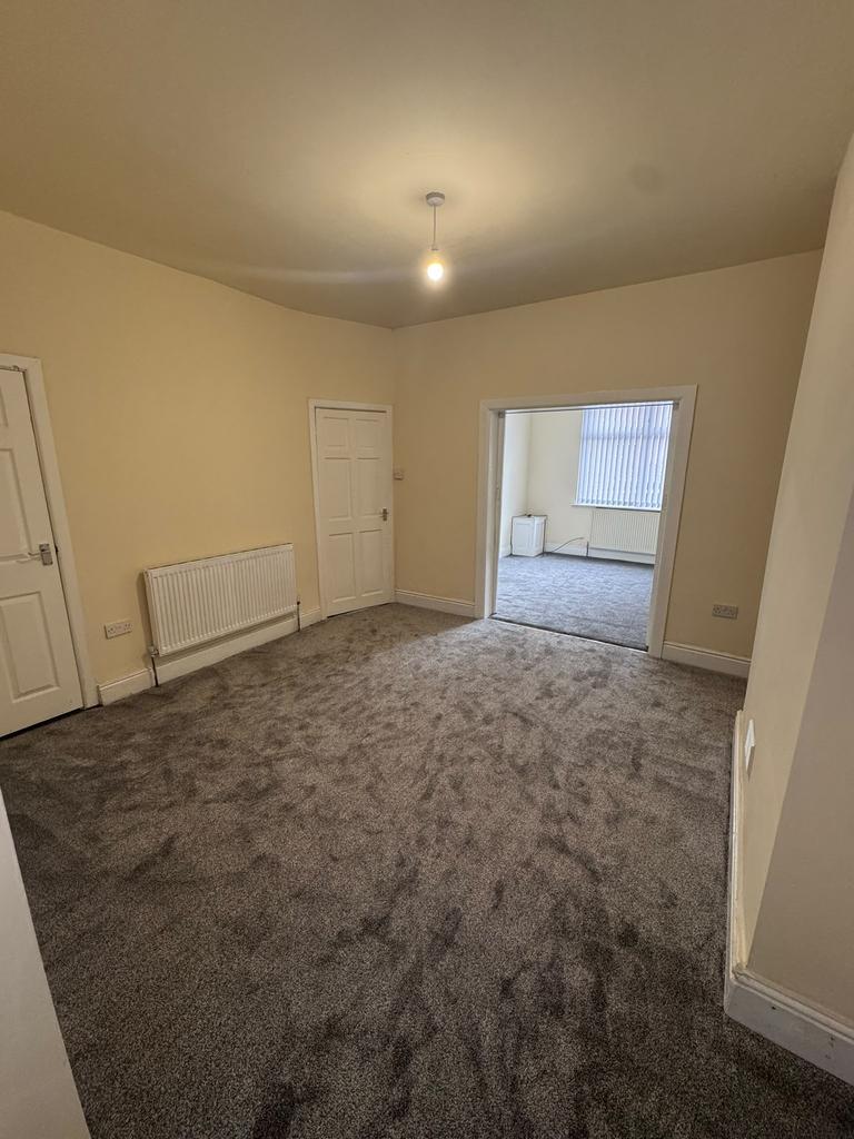 Faraday Avenue, Manchester M8 - View 2
