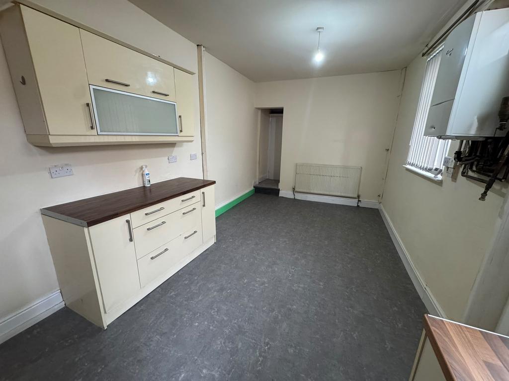 Faraday Avenue, Manchester M8 - View 5