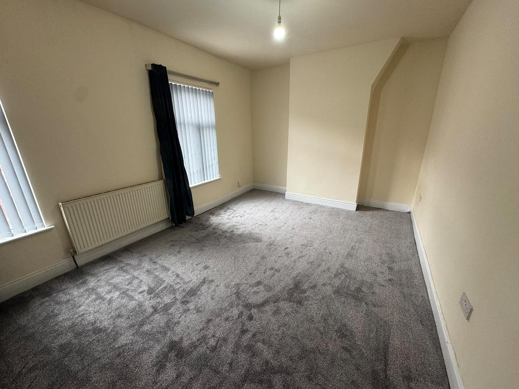Faraday Avenue, Manchester M8 - View 6