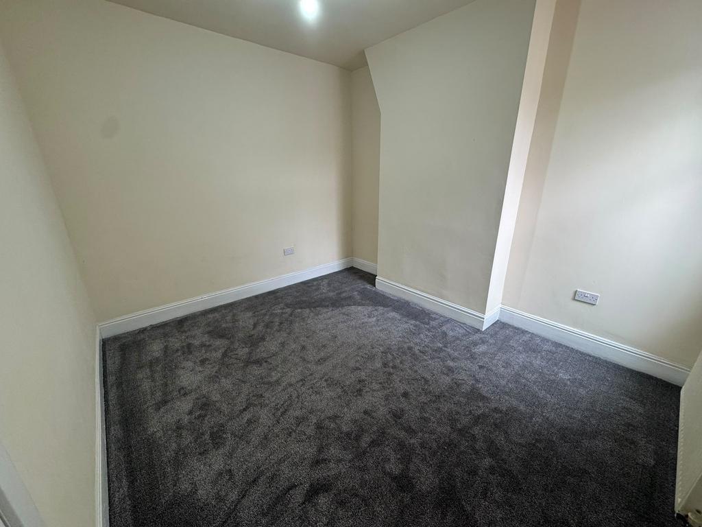 Faraday Avenue, Manchester M8 - More