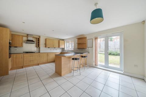 4 bedroom semi-detached house for sale, Findon Road, Worthing BN14