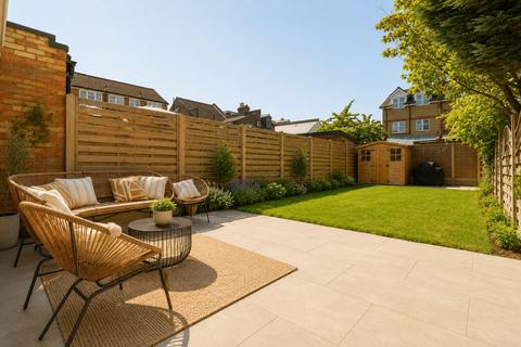 2 bedroom terraced house for sale, Haywood Road, Bromley BR2
