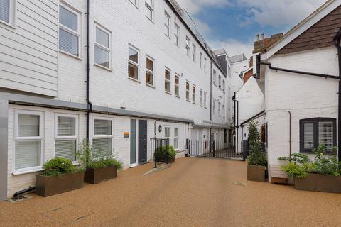 undefined, Flat 3, 133A High Street, TN9