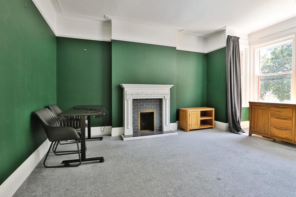 Parkwood Road, Bournemouth - View 3