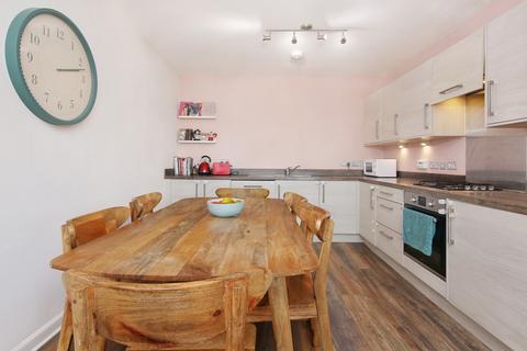 2 bedroom flat for sale, 30/8 Anderson Place, Bonnington, Edinburgh, EH6 5FR