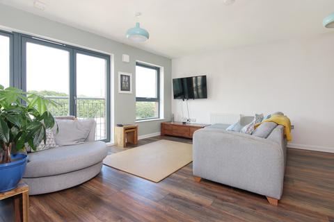 2 bedroom flat for sale, 30/8 Anderson Place, Bonnington, Edinburgh, EH6 5FR
