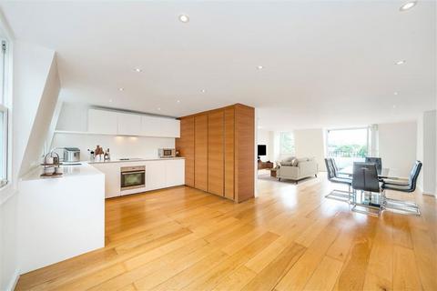 3 bedroom flat for sale, Sinclair Road, London W14