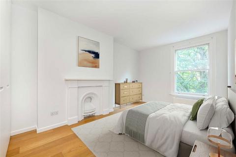 3 bedroom flat for sale, Sinclair Road, London W14