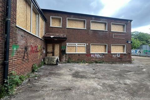 Warehouse for sale, 16 Chalk Hl Watford WD19 4BG