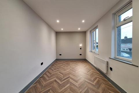 3 bedroom house share to rent, Lime Avenue, West Drayton, UB7