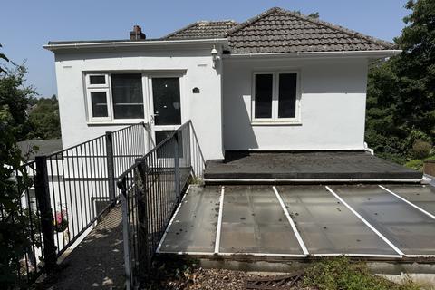 2 bedroom flat for sale, Guest Avenue, Poole BH12