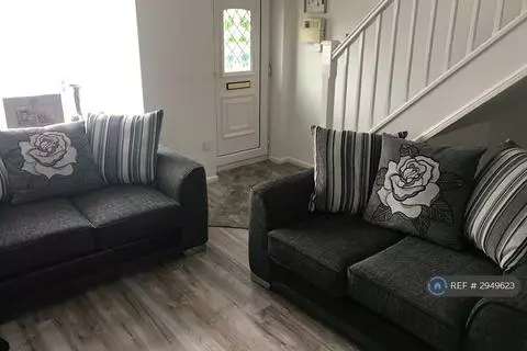 2 bedroom terraced house to rent - View 5