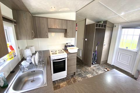 2 bedroom bungalow to rent, Boat Lane, Nottingham, NG14