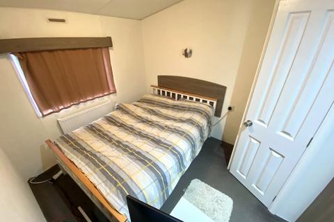 2 bedroom bungalow to rent, Boat Lane, Nottingham, NG14