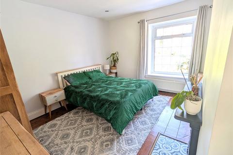 3 bedroom terraced house for sale, West View, Yeadon, Leeds, West Yorkshire