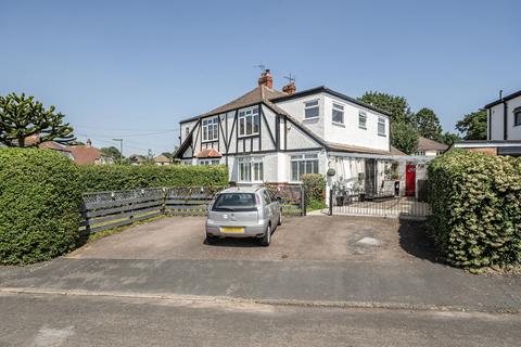 Foxon Lane Gardens, Caterham CR3
